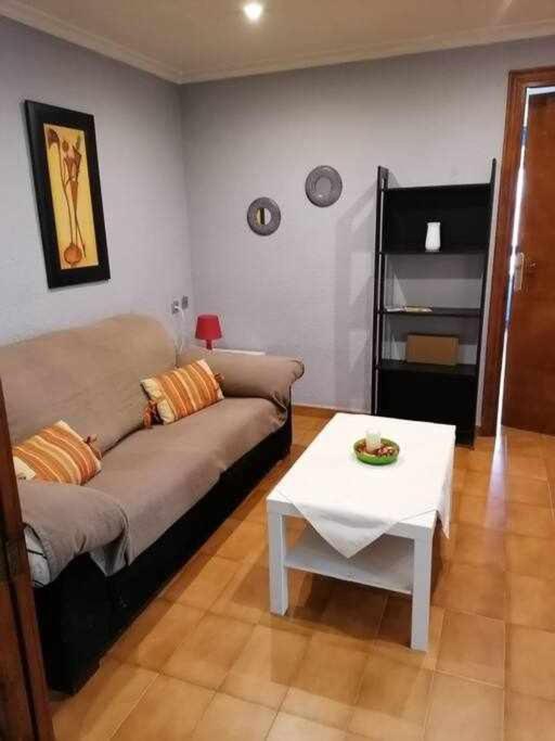 Apartamentos Centro Ciudad 2 Habitaciones เอลดา ภายนอก รูปภาพ